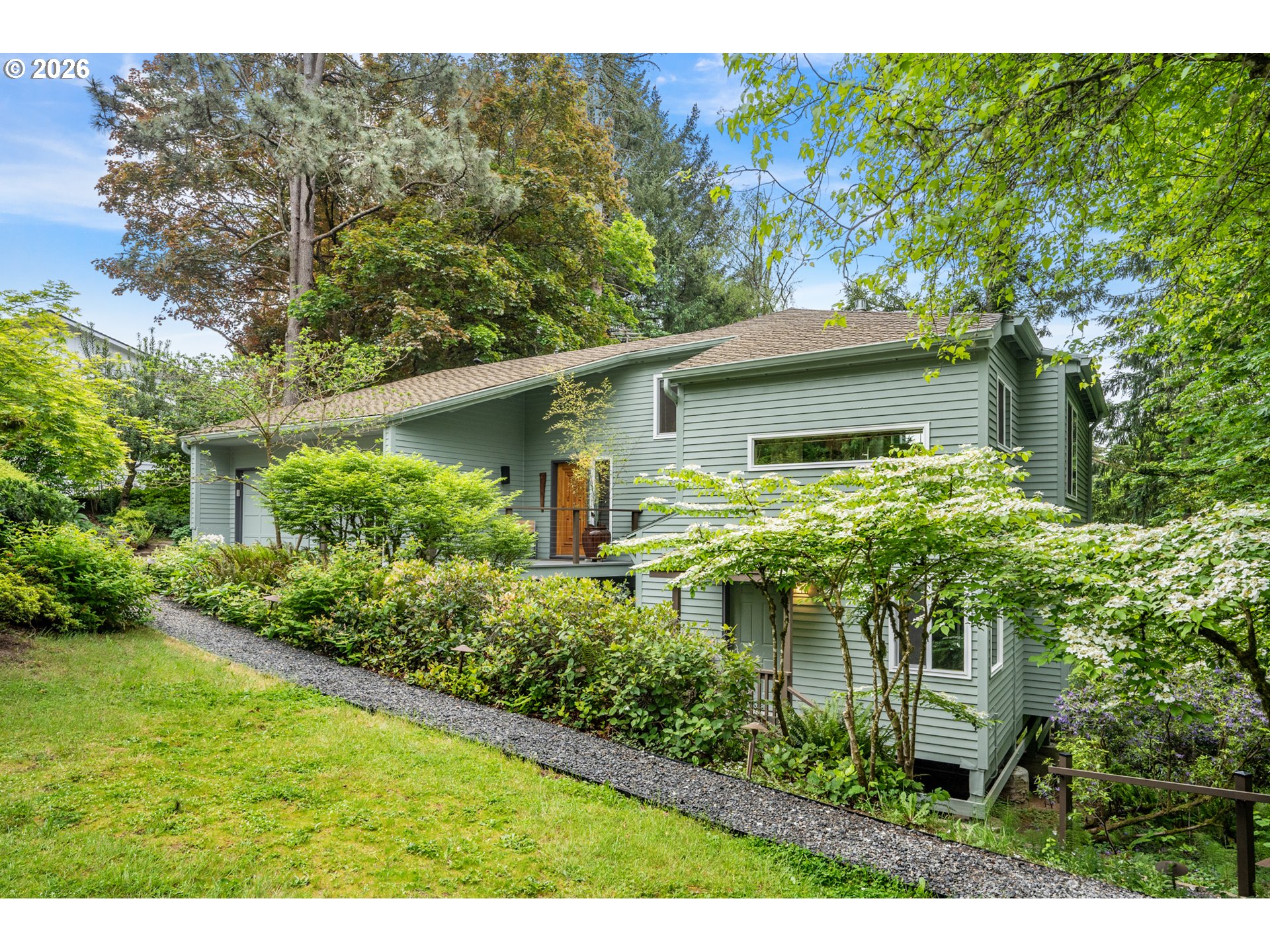 Home for sale at 14485 Rainbow Dr, Lake Oswego, OR 97035