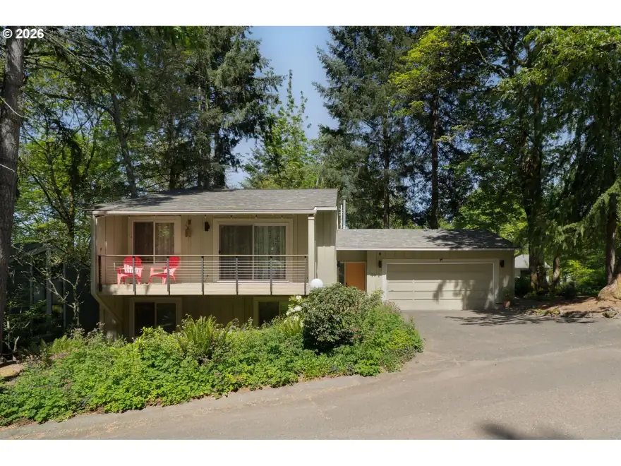 Home for sale at 9912 SW Quail Post Rd, Portland, OR 97219
